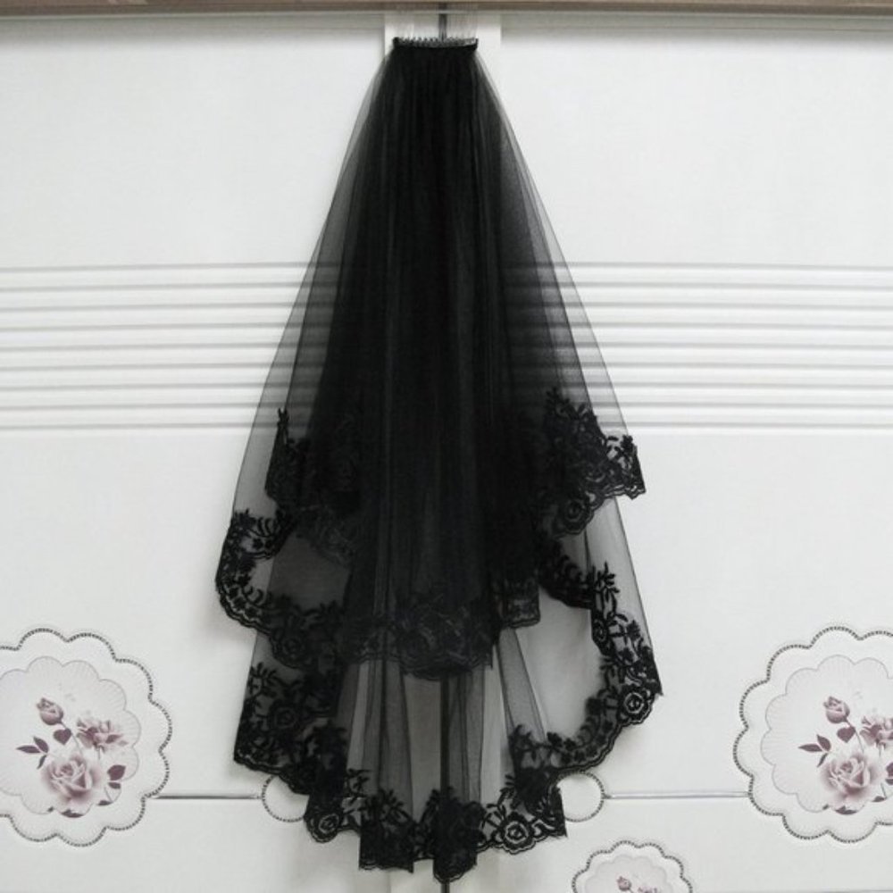 Black Ribbon Veils with Comb (black lace)